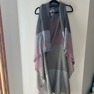 Melrose and Market Scarf Vest